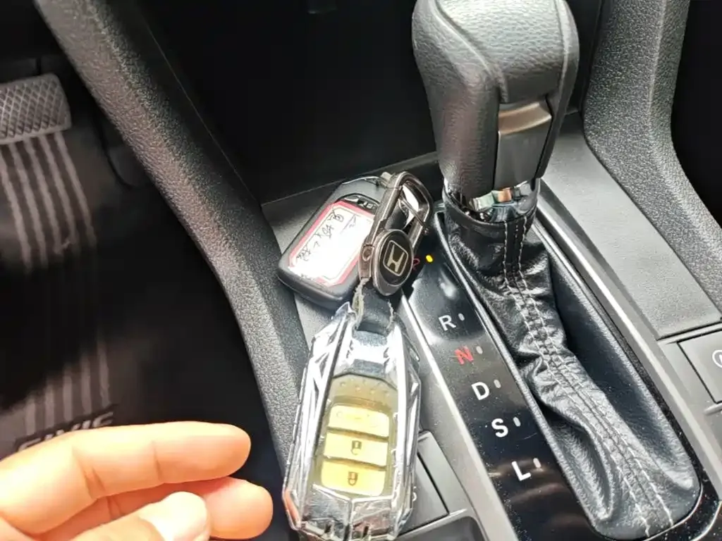 Honda Civic — фото 3