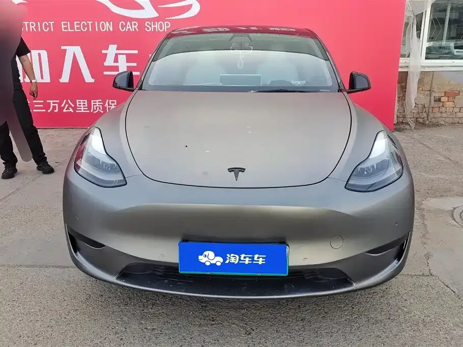 Tesla Model Y — фото 10