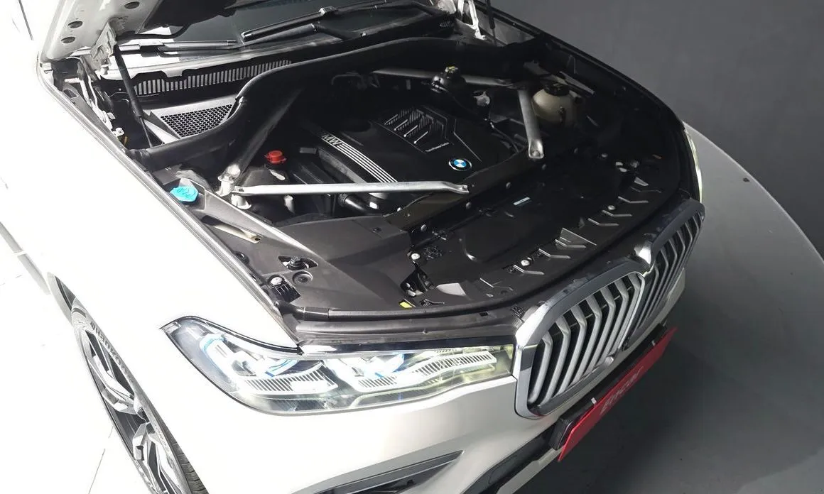 BMW X7 2021 из KR, фото 9