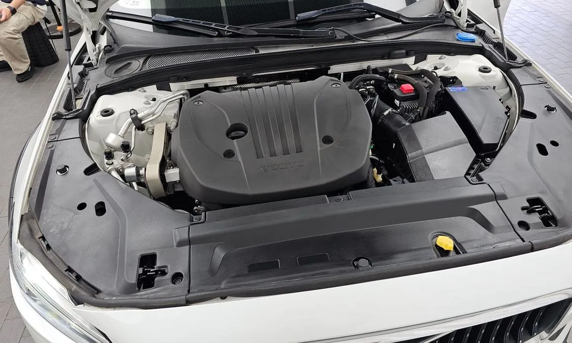 Volvo V90 2021 из KR, фото 9