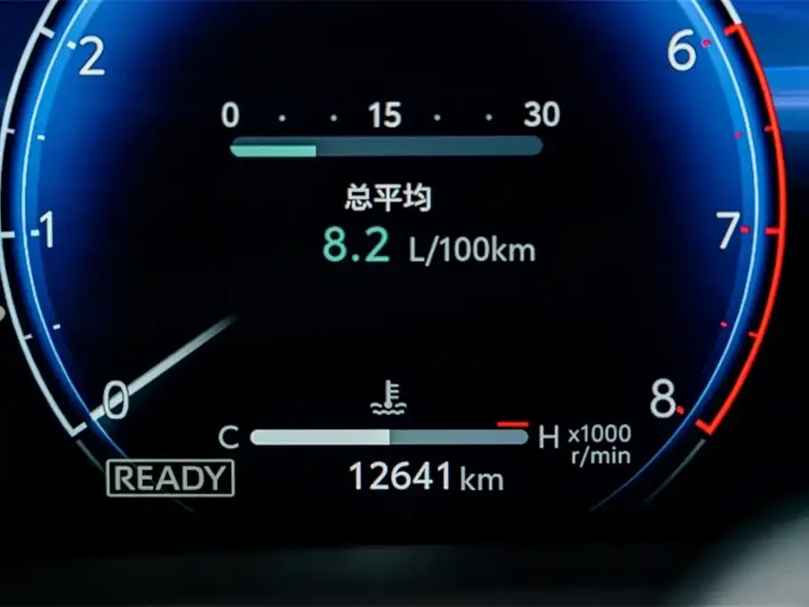 Toyota Alphard — фото 5