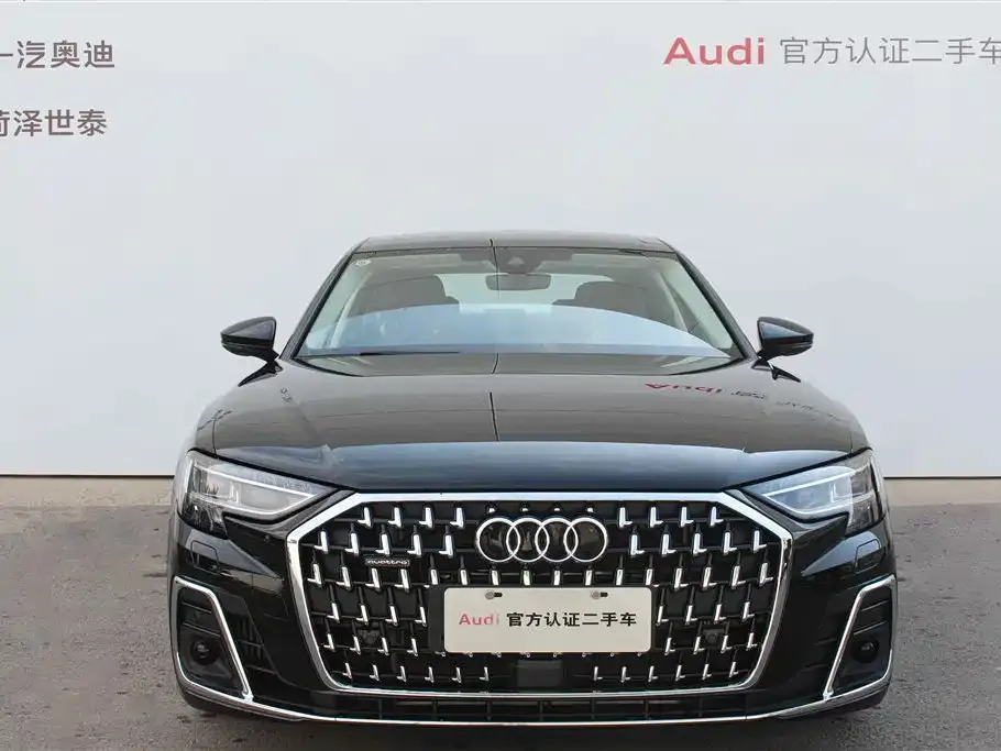 Audi A8 — фото 10