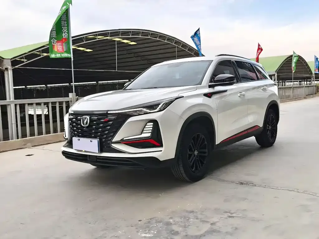 Changan CS75PLUS — фото 1
