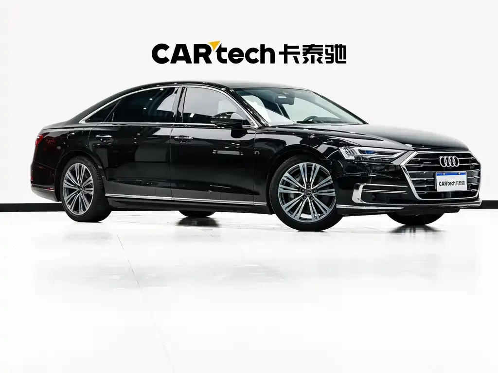 Audi A8 — фото 6