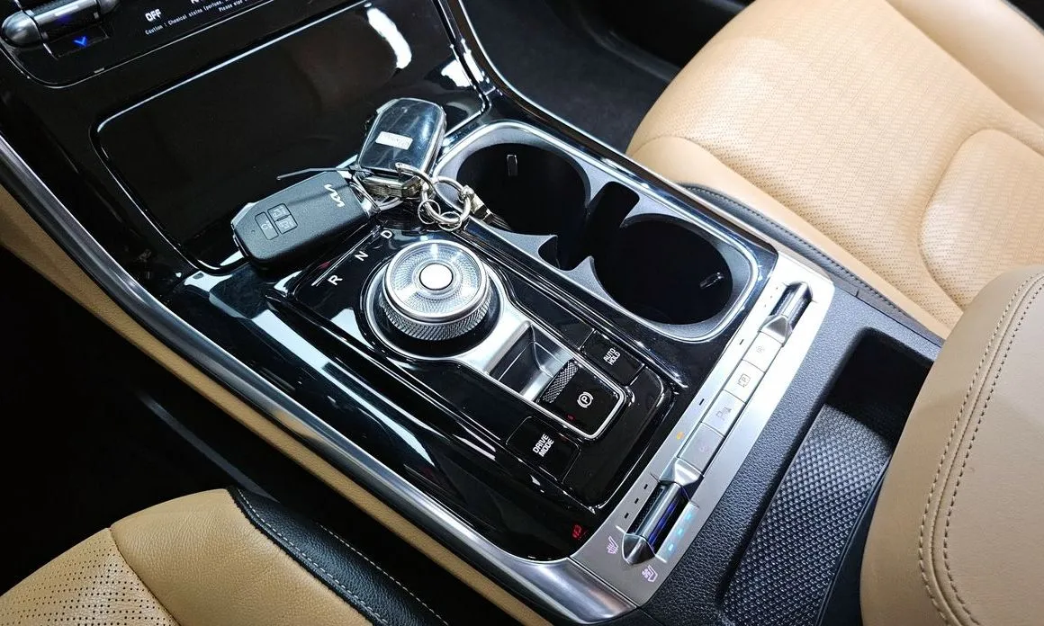 Kia Carnival 2023 из KR, фото 8