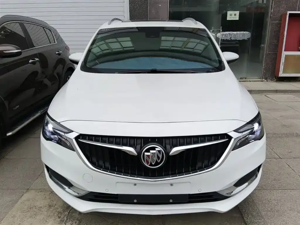Buick GL6 2023 из CN, фото 10