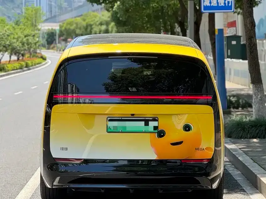 Li Auto MEGA 2024 из CN, фото 10