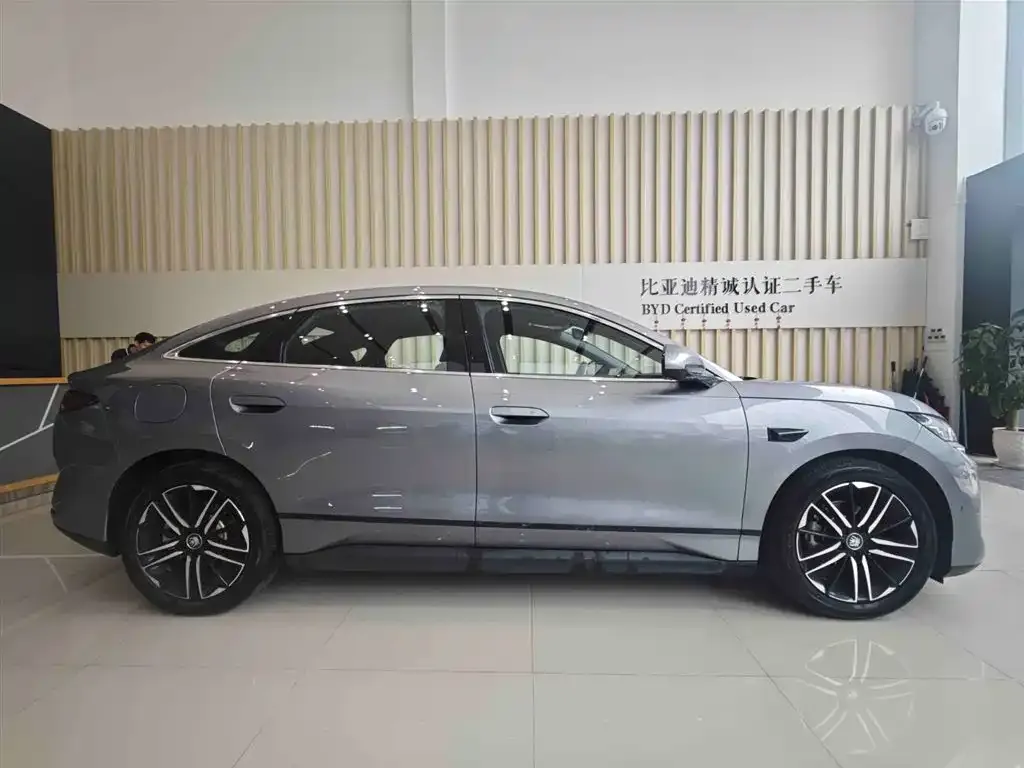 BYD Qin L — фото 4