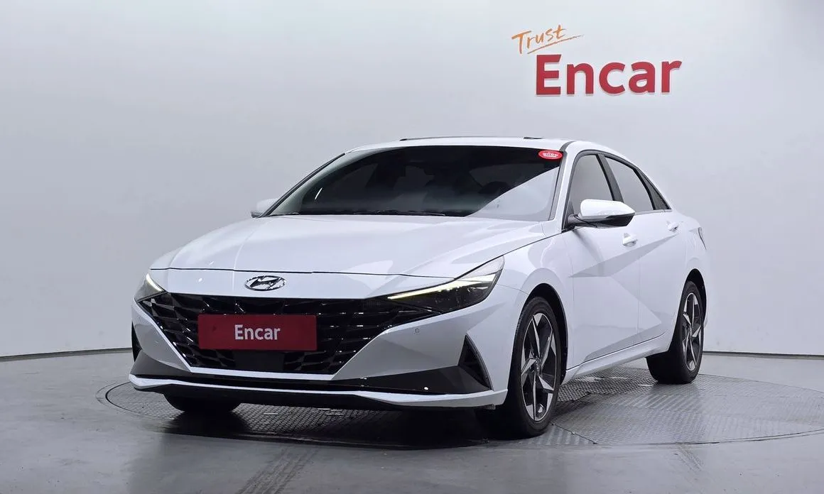 Hyundai AVANTE 2023 из KR, фото 1