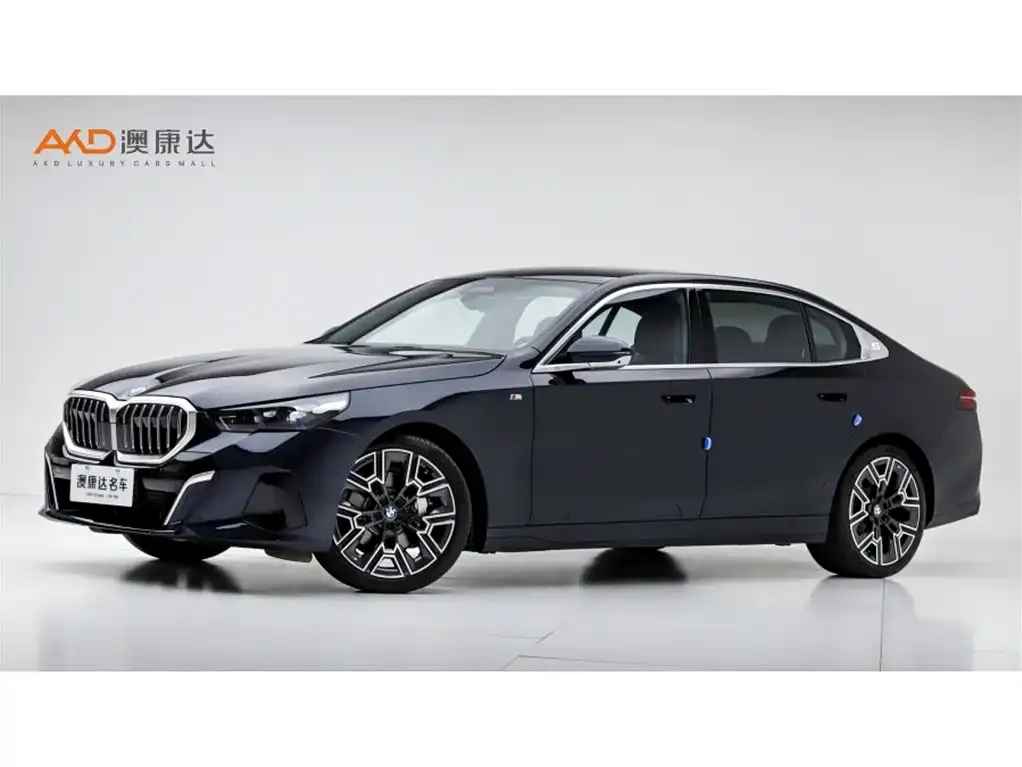 BMW 5 Series — фото 1