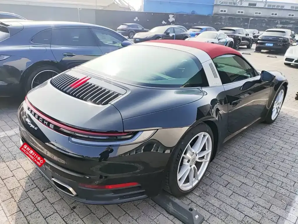 Porsche 911 2022 из CN, фото 6