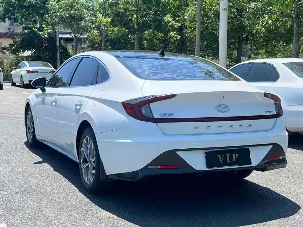 Hyundai Sonata — фото 9