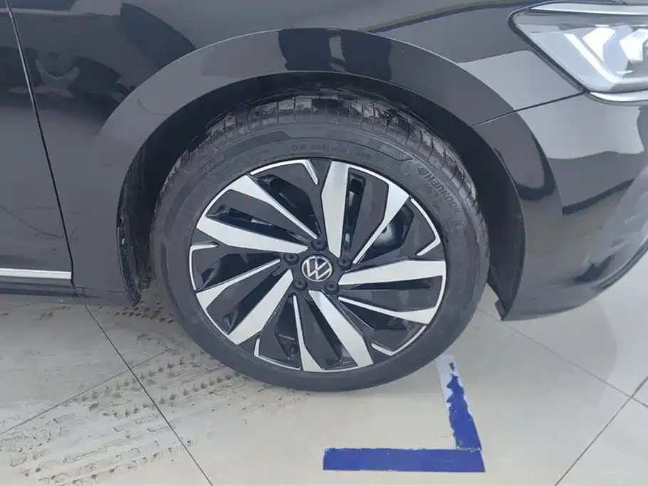 Volkswagen Passat — фото 6