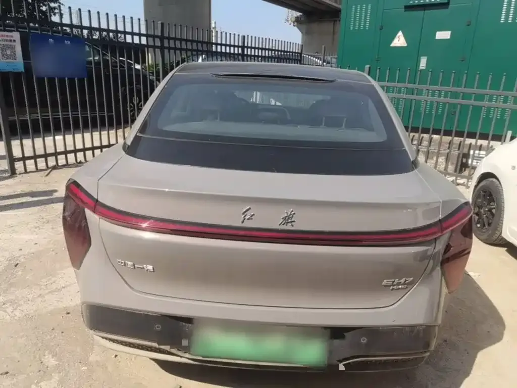 Hongqi EH7 2024 из CN, фото 5