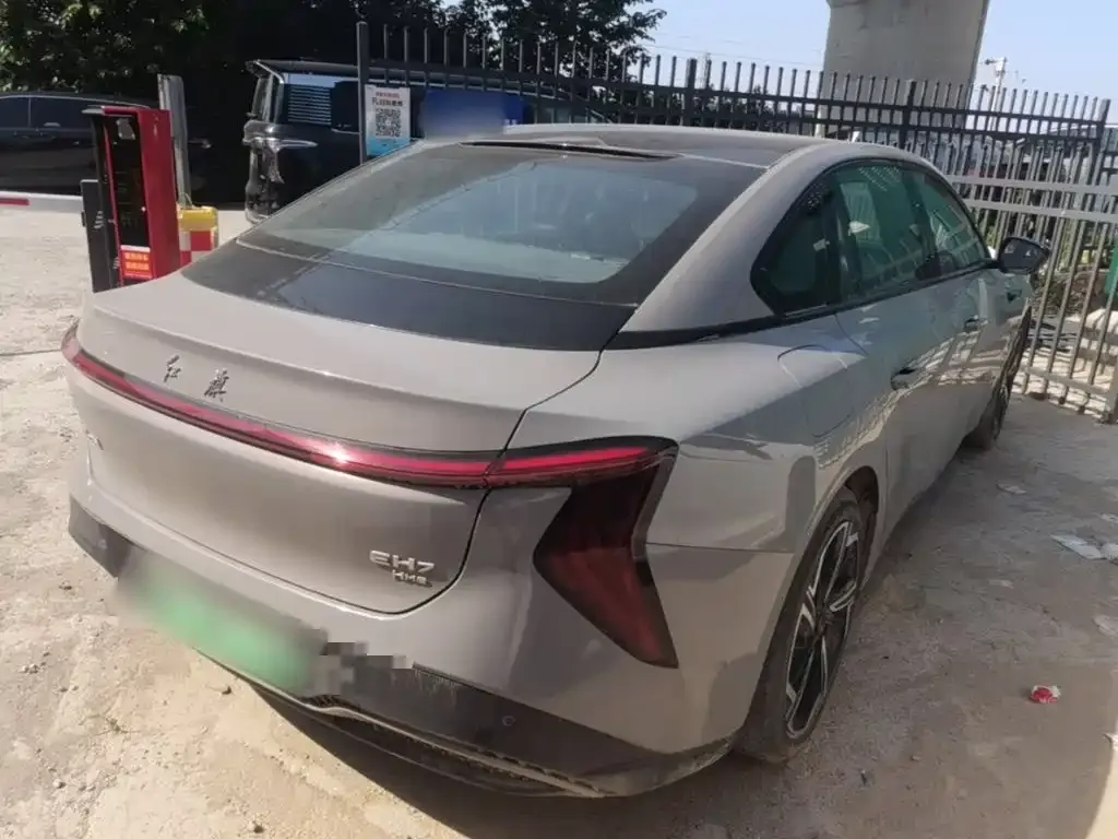 Hongqi EH7 2024 из CN, фото 4