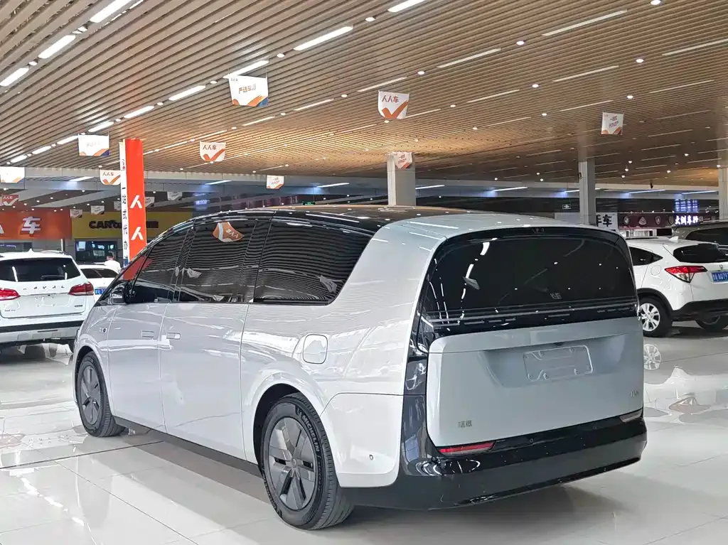 Li Auto MEGA 2024 из CN, фото 5