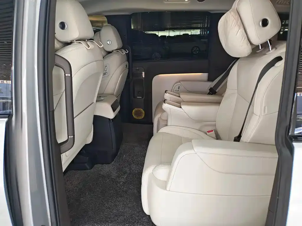 Li Auto MEGA 2024 из CN, фото 2