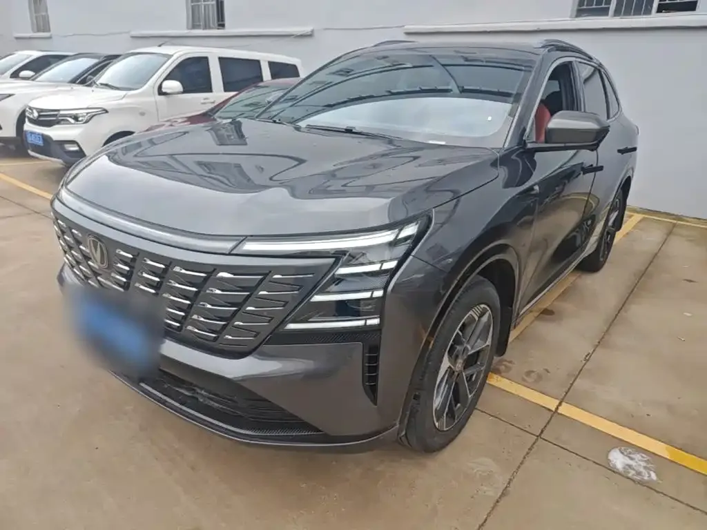 Changan CS75PLUS — фото 2