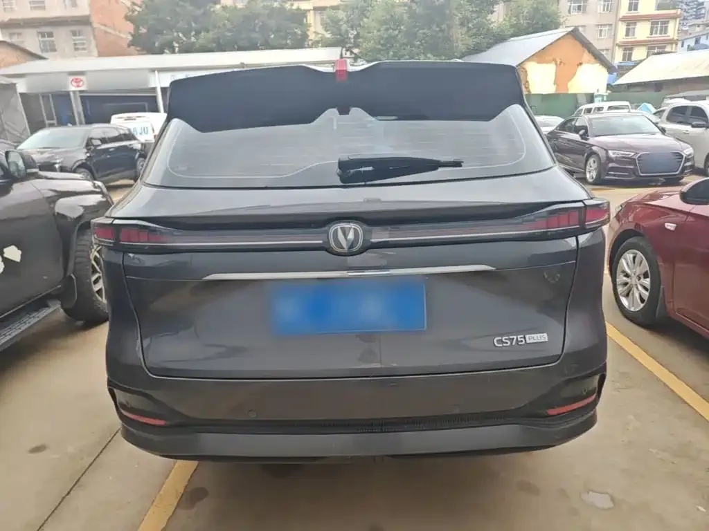 Changan CS75PLUS — фото 4