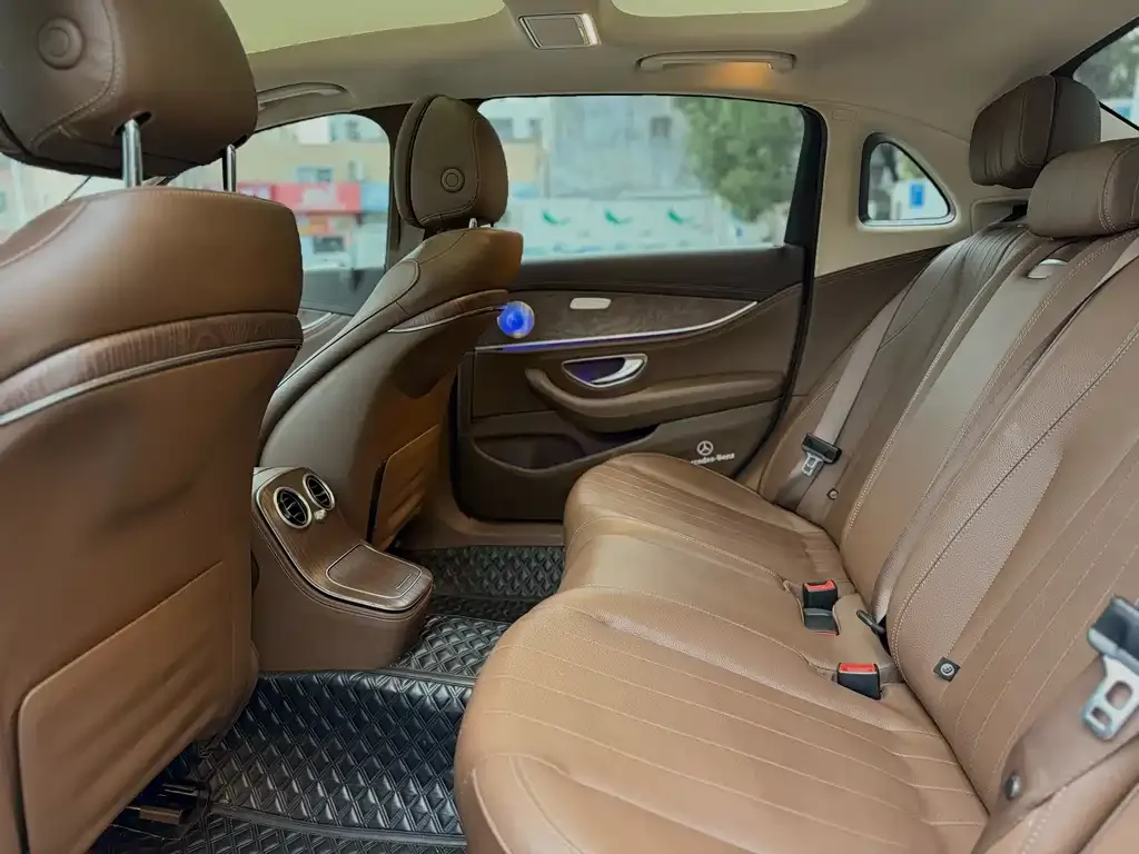 Mercedes-Benz E-Class 2021 из CN, фото 3