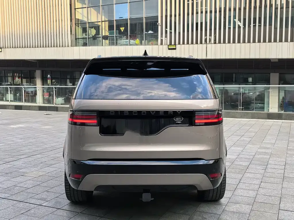 Land Rover Discovery — фото 10