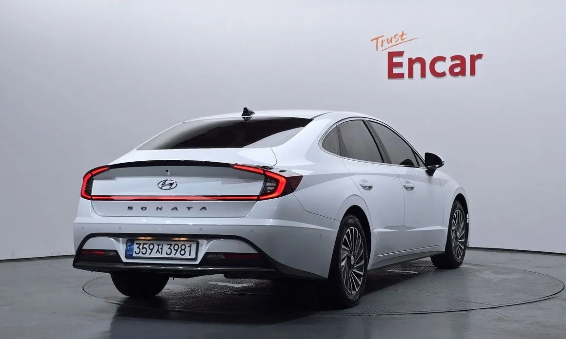 Hyundai Sonata 2022 из KR, фото 2