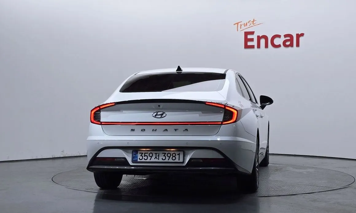 Hyundai Sonata 2022 из KR, фото 3