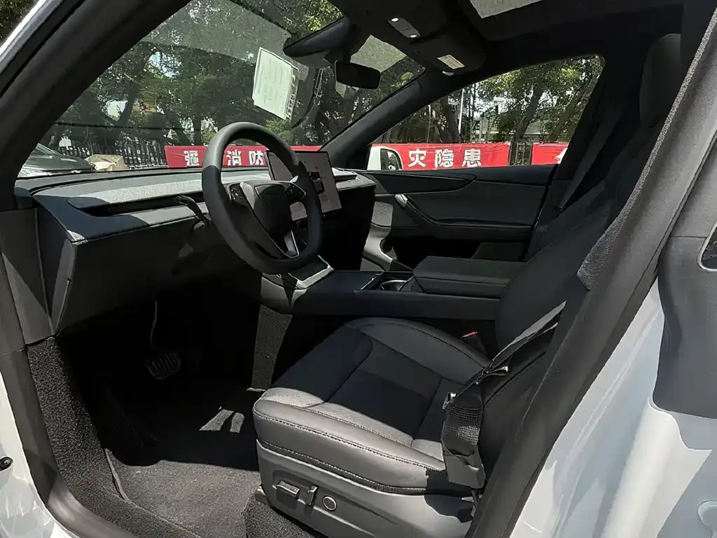 Tesla Model Y 2026 из CN, фото 3