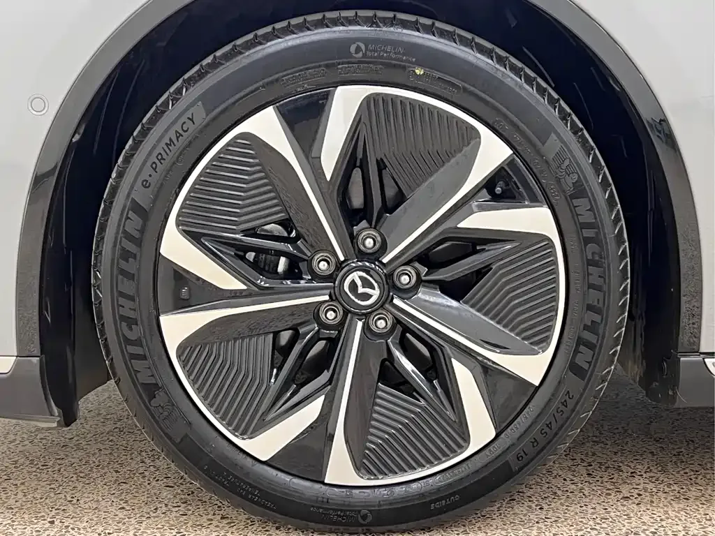 Mazda EZ-6 2024 из CN, фото 8
