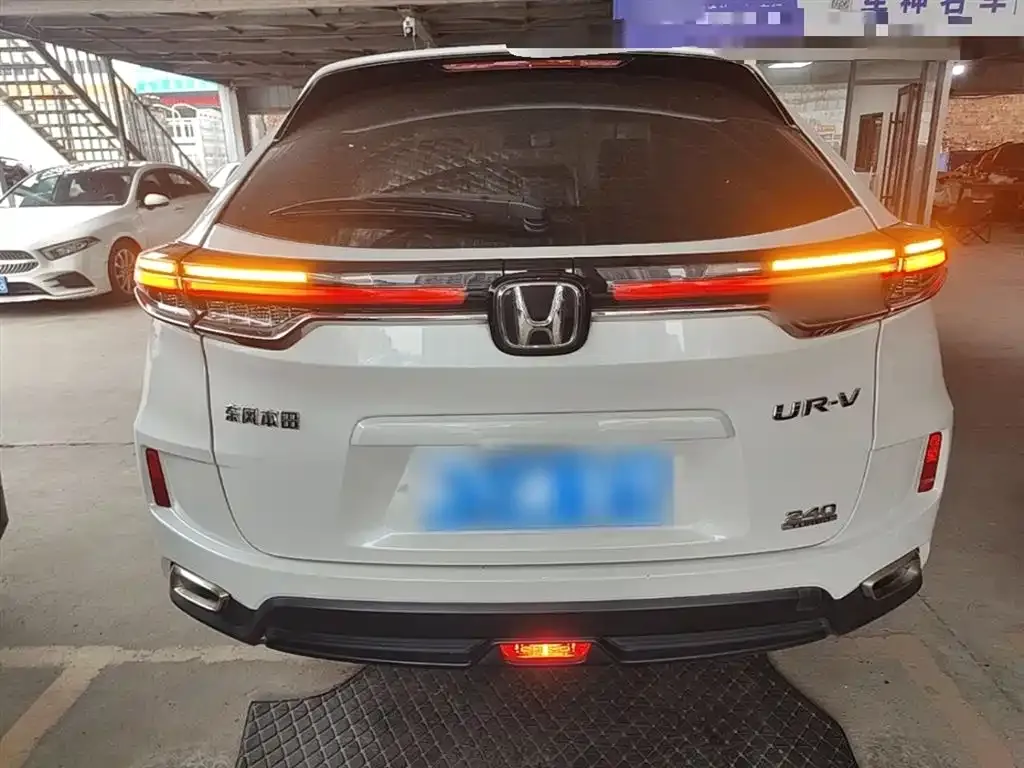 Honda UR-V 2023 из CN, фото 10