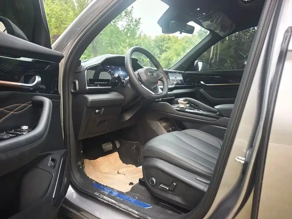 Geely Xingyue L 2024 из CN, фото 2