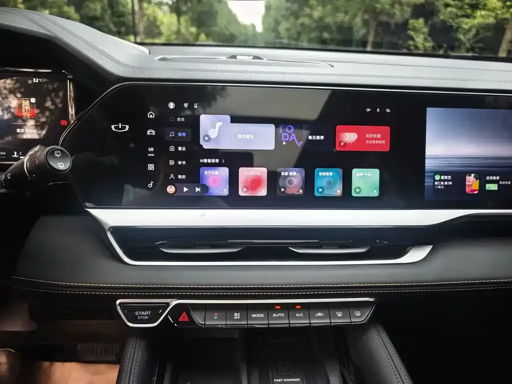 Geely Xingyue L 2024 из CN, фото 9