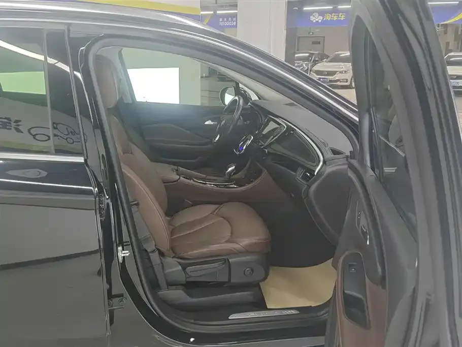 Buick Envision Plus — фото 7