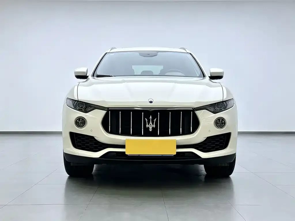 Maserati Levante — фото 5