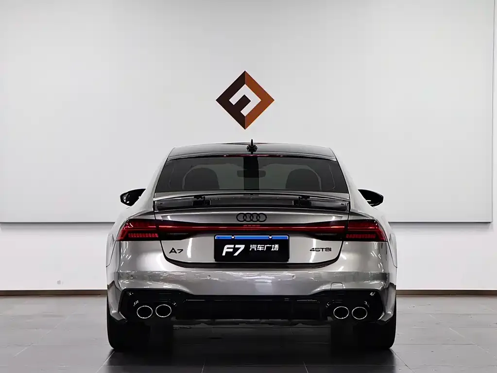 Audi A7 — фото 8