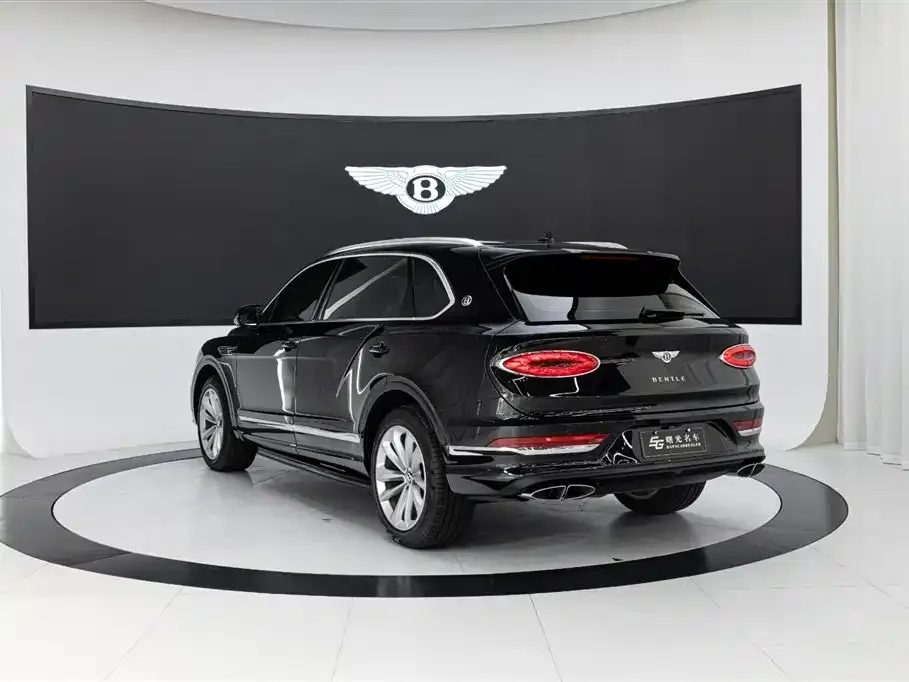 Bentley Bentayga — фото 4