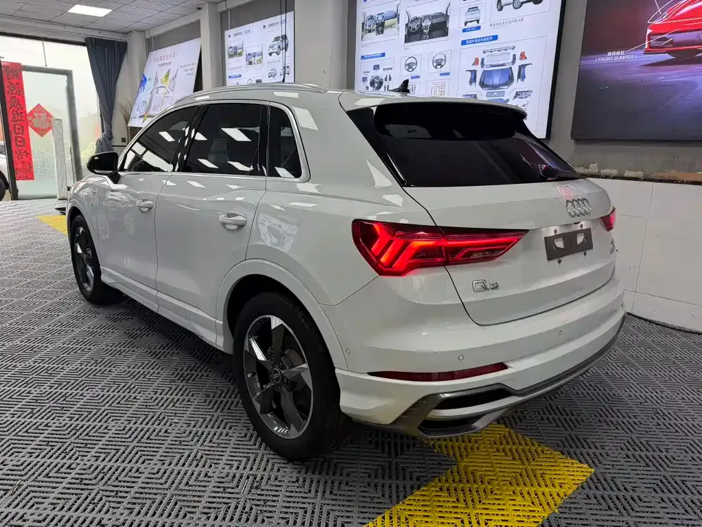 Audi Q3 — фото 5
