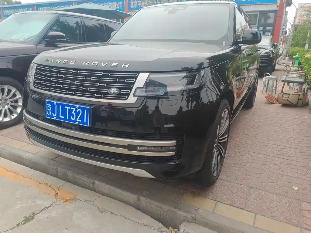 Land Rover Range Rover — фото 1