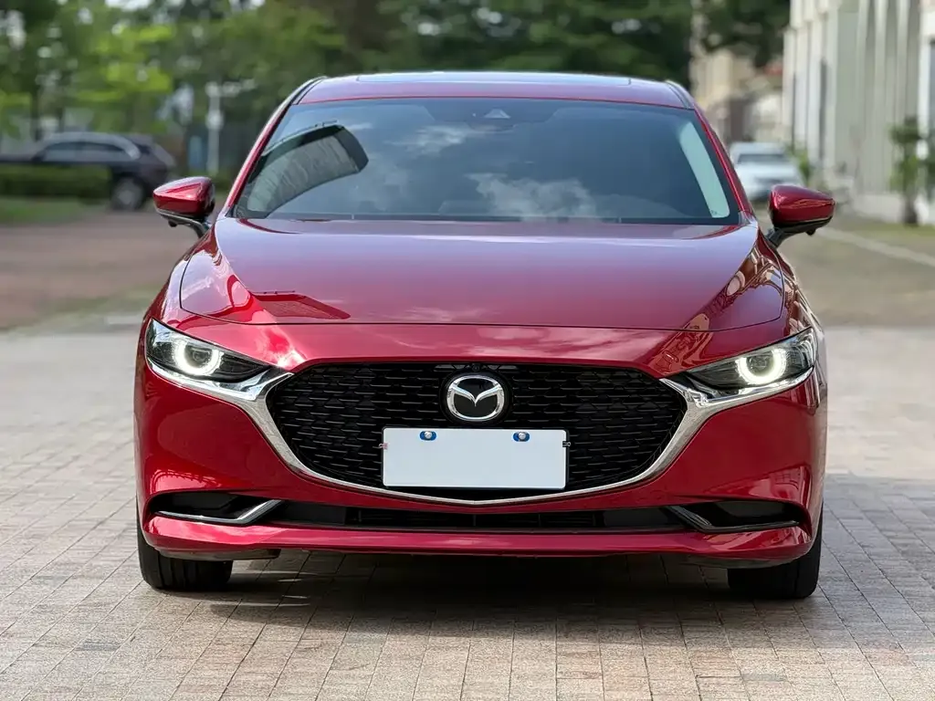 Mazda 3 Axela — фото 8