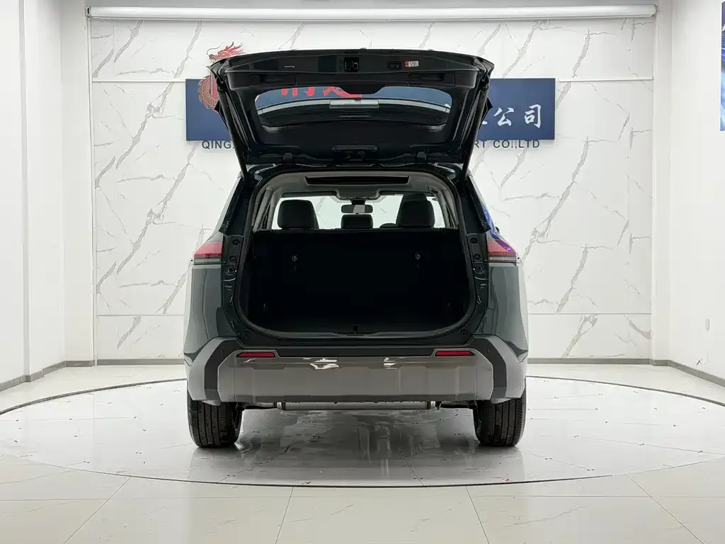 Toyota RAV4 — фото 2