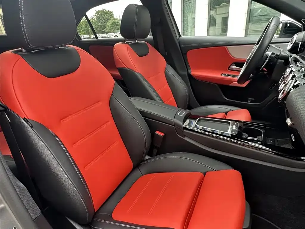 Mercedes-Benz A-Class AMG — фото 5