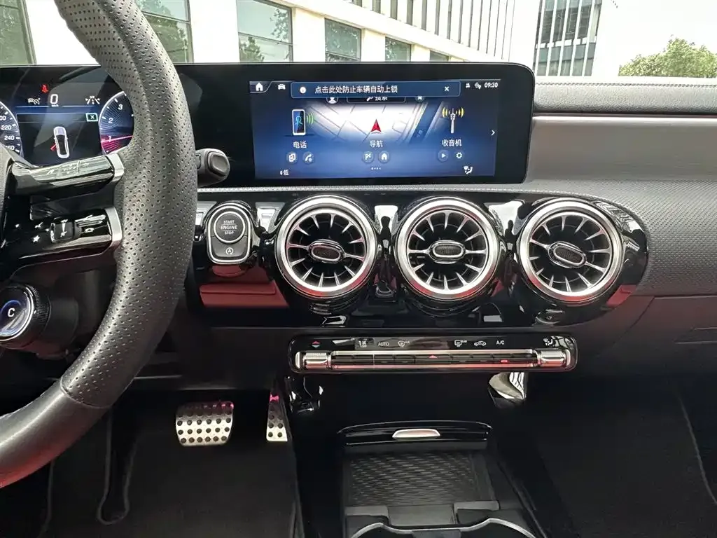 Mercedes-Benz A-Class AMG — фото 4