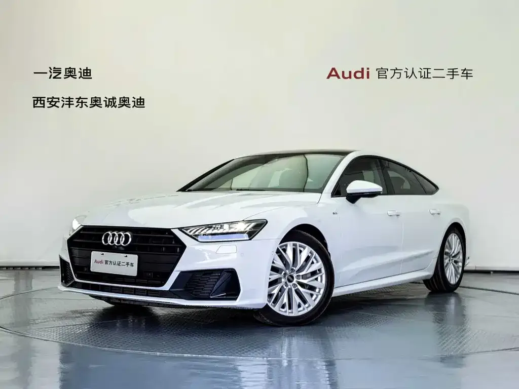 Audi A7 — фото 1
