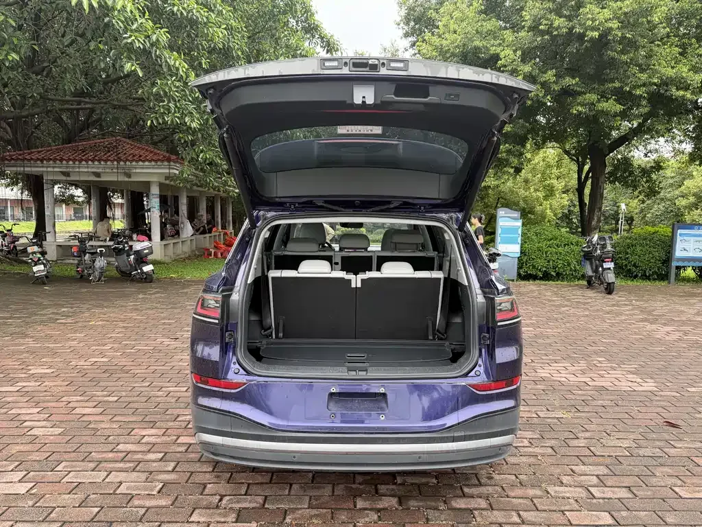 Volkswagen ID.6 X 2022 из CN, фото 10