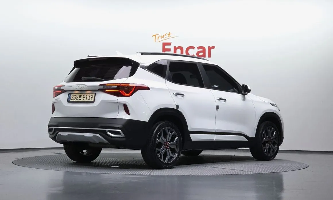 Kia Seltos 2023 из KR, фото 4