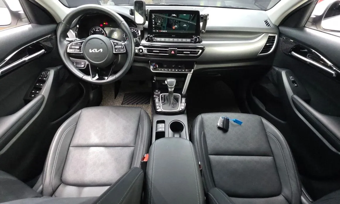 Kia Seltos 2023 из KR, фото 6