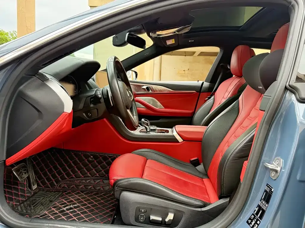 BMW 8 Series 2021 из CN, фото 4