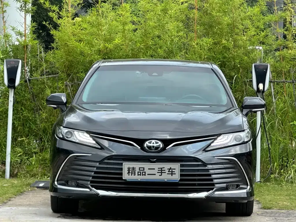 Toyota Camry 2023 из CN, фото 8