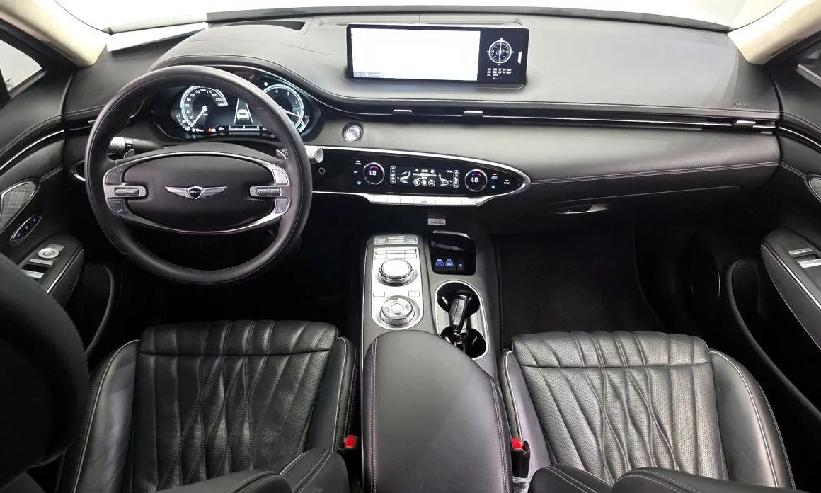 Genesis GV70 — фото 10