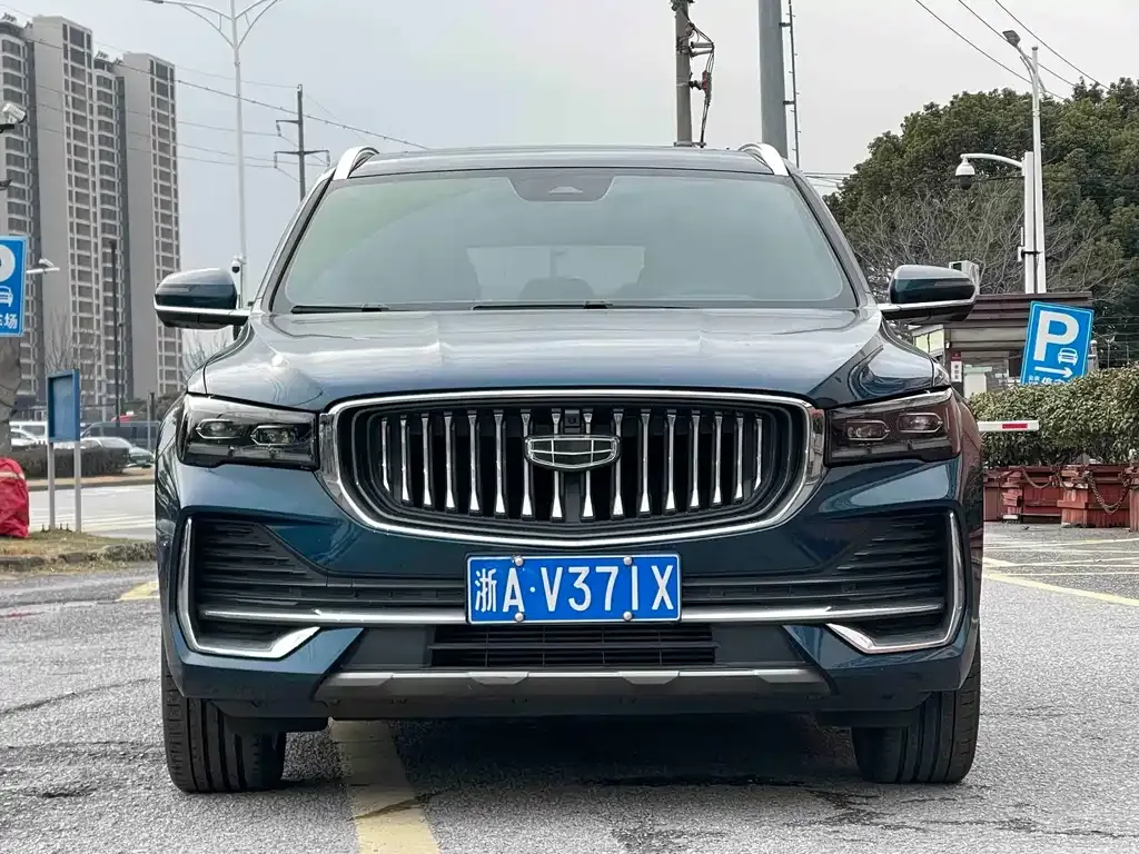 Geely Xingyue L — фото 1